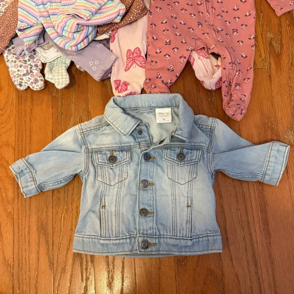 Carter's Bundle of 3 month zip up pajamas and long sleeve onesies